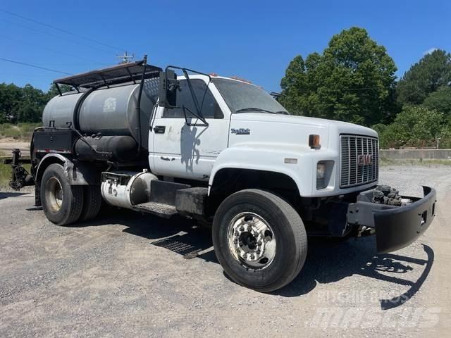 GMC C6500 Betooniveokid