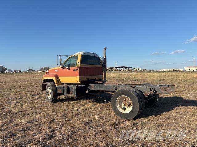 GMC Topkick Kabiinid