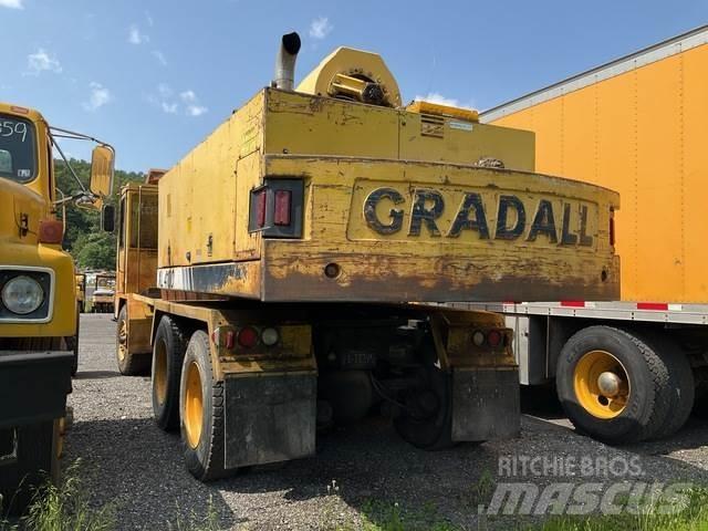 Gradall 4100 Ratasekskavaatorid
