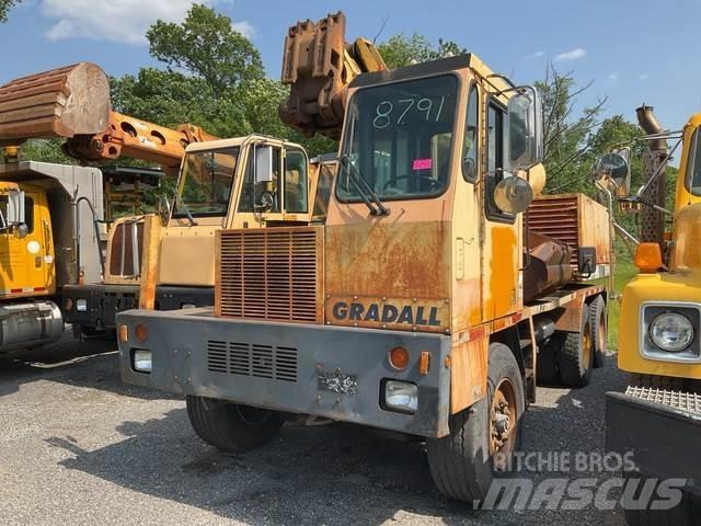 Gradall XL4100 Ratasekskavaatorid