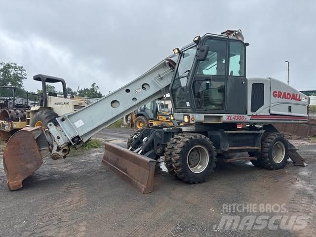 Gradall XL4300 Ratasekskavaatorid