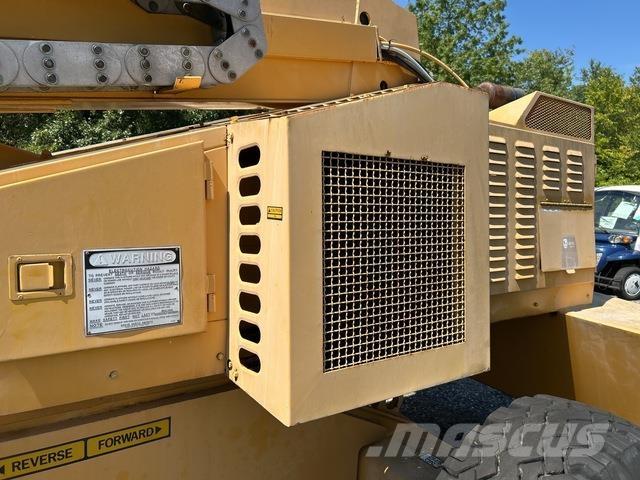 Grove MZ-90 Teleskoop poomtõstukid