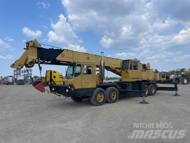 Grove TMS-300B Roomikkraanad