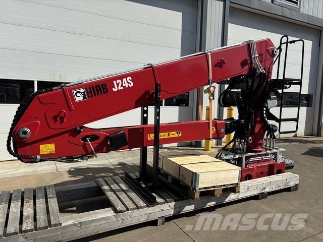 Hiab J24S 85 Raske maastiku tõstukid