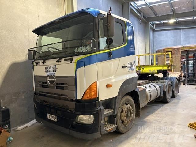 Hino 1ELPG-WPN Sadulveokid