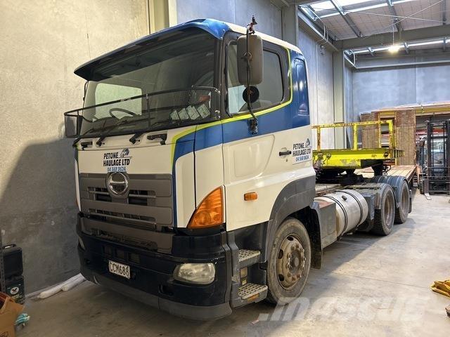 Hino 1ELPG-WPN Sadulveokid
