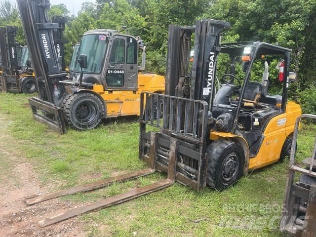 Hyundai 35D-9 Muu