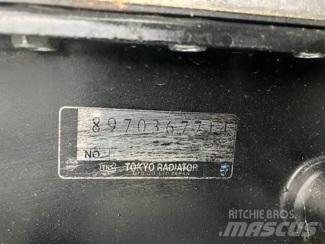 Isuzu C240 Mootorid