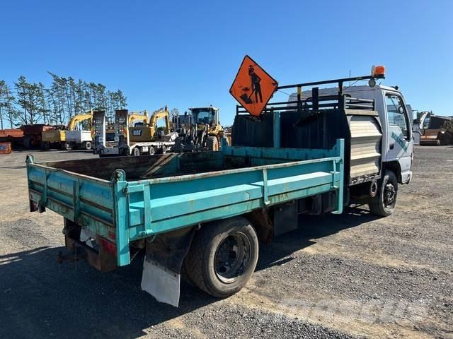 Isuzu NPR 450L Tänavapuhastusveokid
