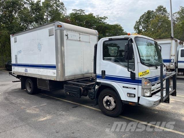 Isuzu NQR Furgoonautod