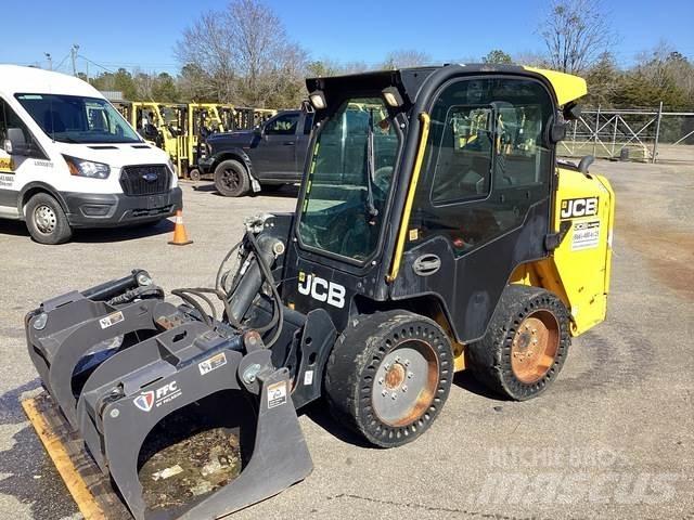 JCB 155 Kompaktlaadurid