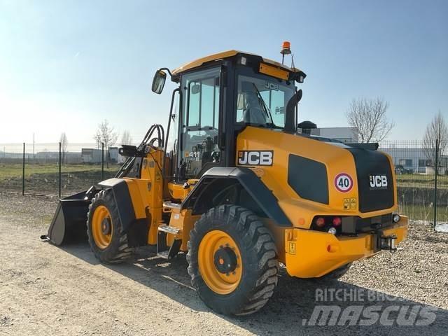 JCB 411 S5 HT Rataslaadurid
