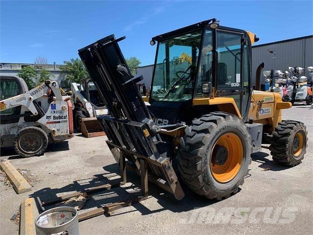 JCB 930-4 Maastikutõstukid