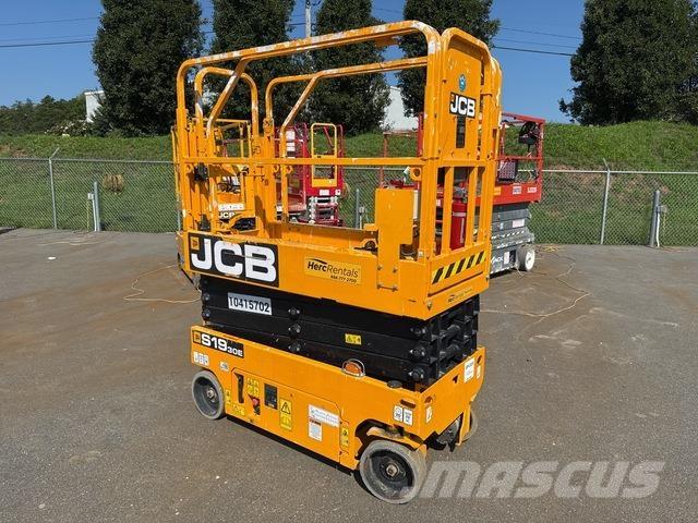 JCB S1930E Käärtõstukid