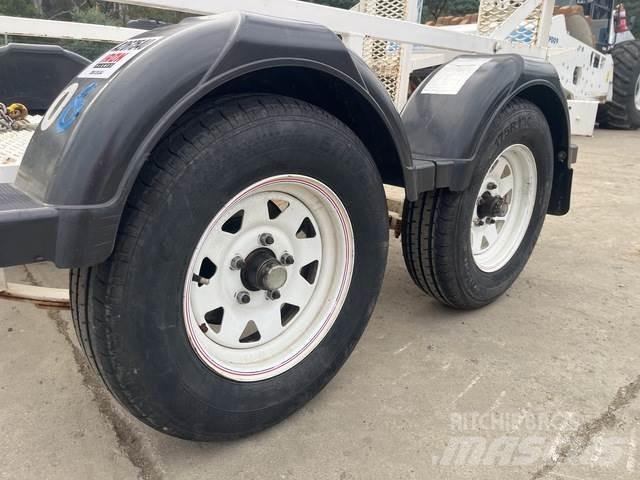JLG  Autotreilerid