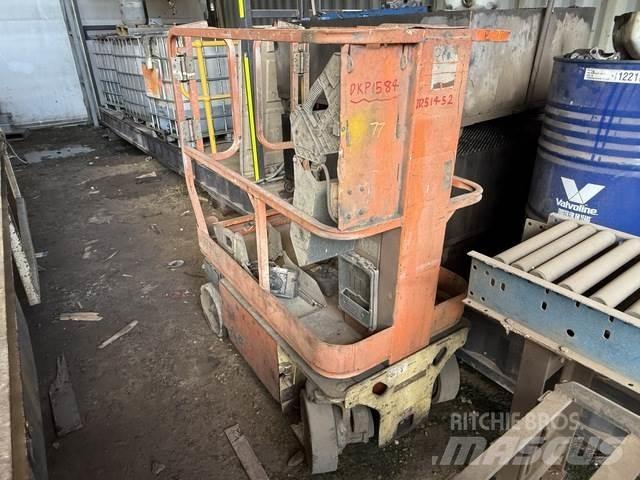 JLG  Vertikaalsed mast tõstukid