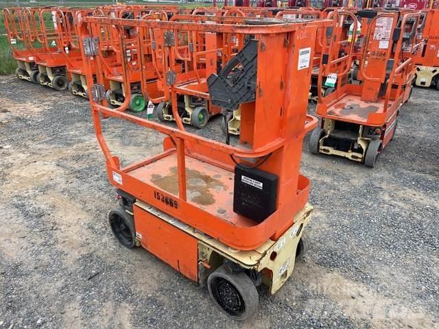 JLG 1230ES Vertikaalsed mast tõstukid