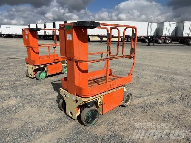 JLG 1230ES Vertikaalsed mast tõstukid