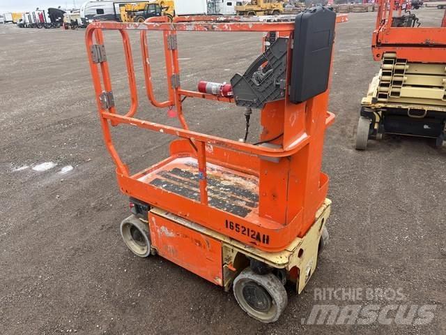 JLG 1230ES Vertikaalsed mast tõstukid