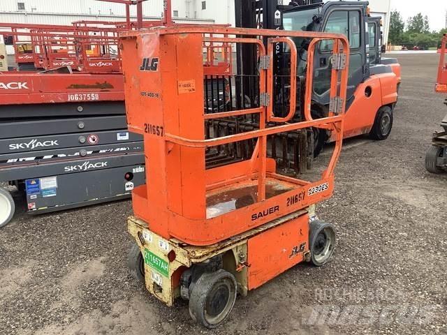 JLG 1230ES Vertikaalsed mast tõstukid