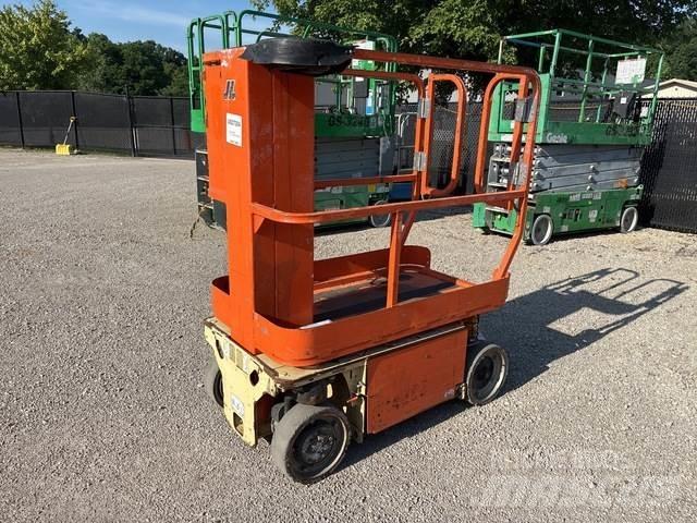 JLG 1230ES Vertikaalsed mast tõstukid