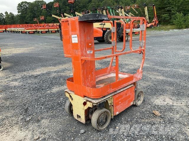 JLG 1230ES Vertikaalsed mast tõstukid