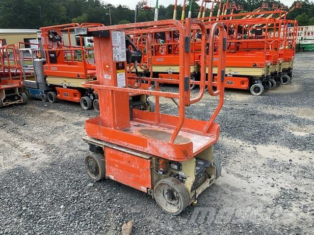 JLG 1230ES Vertikaalsed mast tõstukid