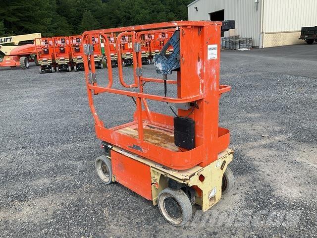 JLG 1230ES Vertikaalsed mast tõstukid