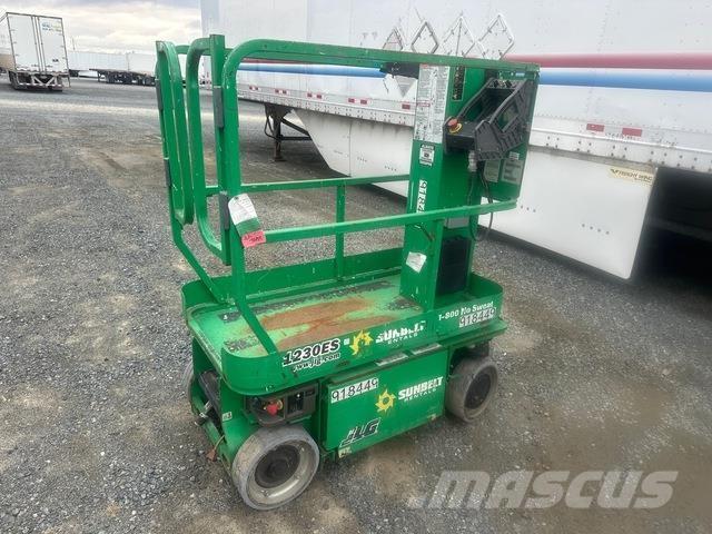 JLG 1230ES Vertikaalsed mast tõstukid