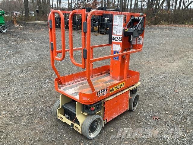 JLG 1230ES Vertikaalsed mast tõstukid