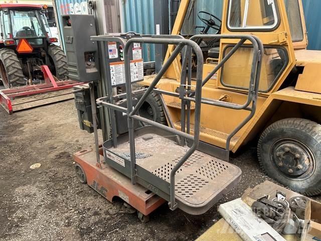 JLG 12SP Vertikaalsed mast tõstukid