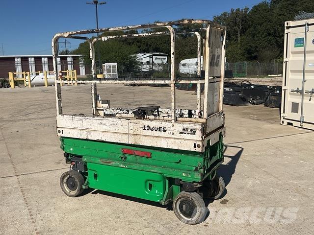 JLG 1930 ES Käärtõstukid