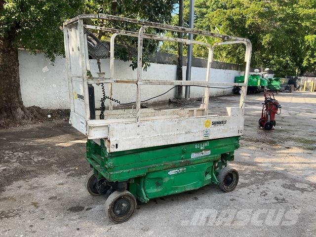 JLG 1930 ES Käärtõstukid