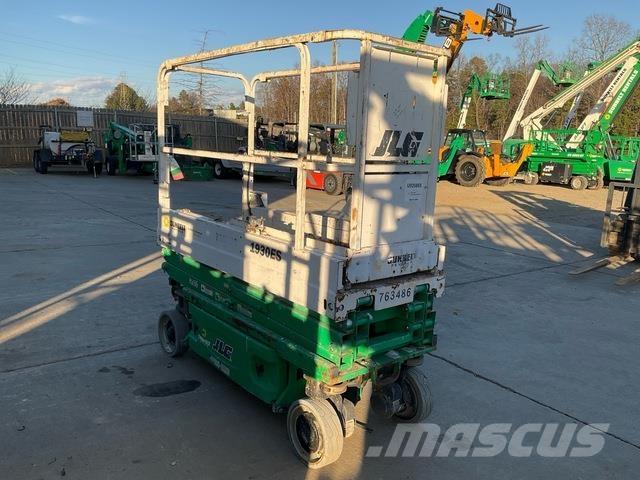 JLG 1930 ES Käärtõstukid