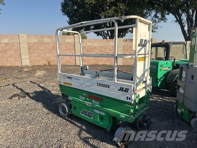 JLG 1930ES Käärtõstukid