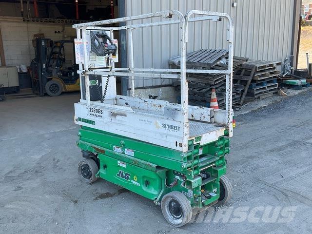 JLG 1930ES Käärtõstukid