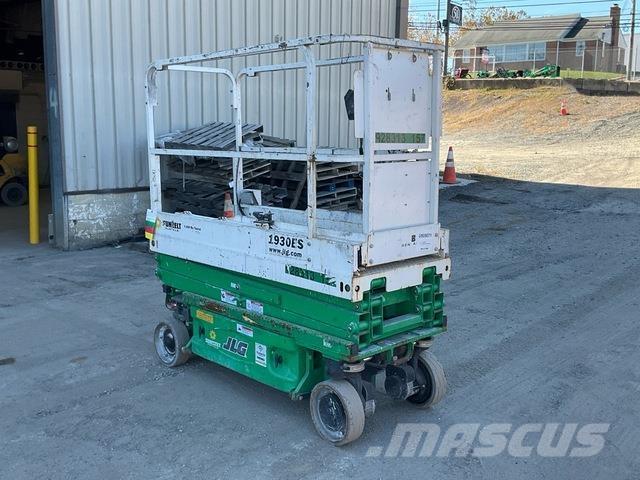 JLG 1930ES Käärtõstukid