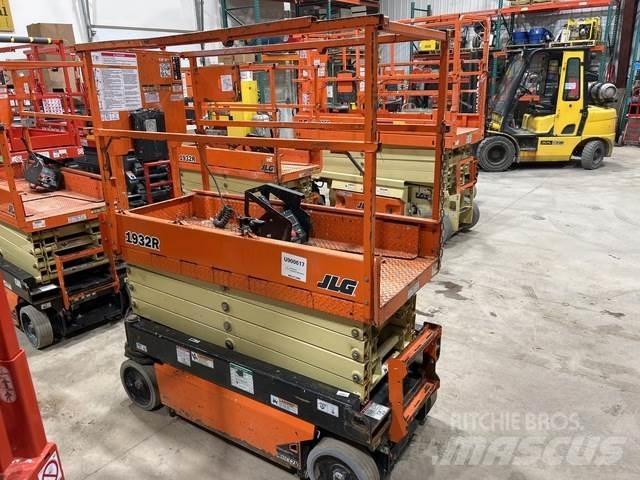JLG 1932R Käärtõstukid