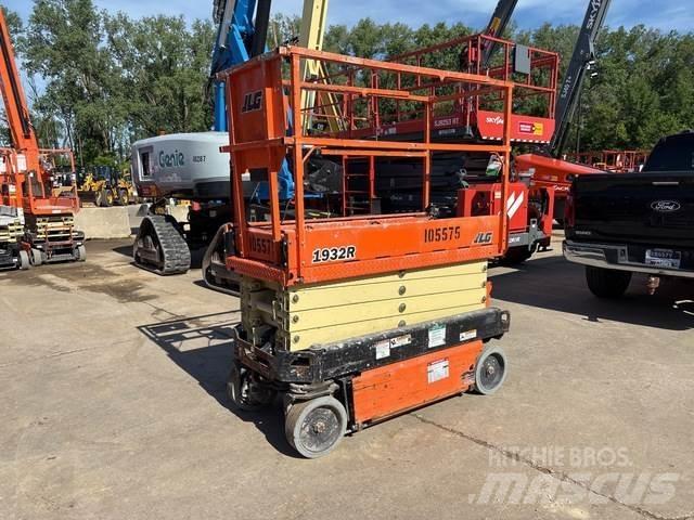 JLG 1932R Käärtõstukid