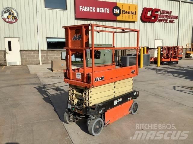 JLG 1932R Käärtõstukid