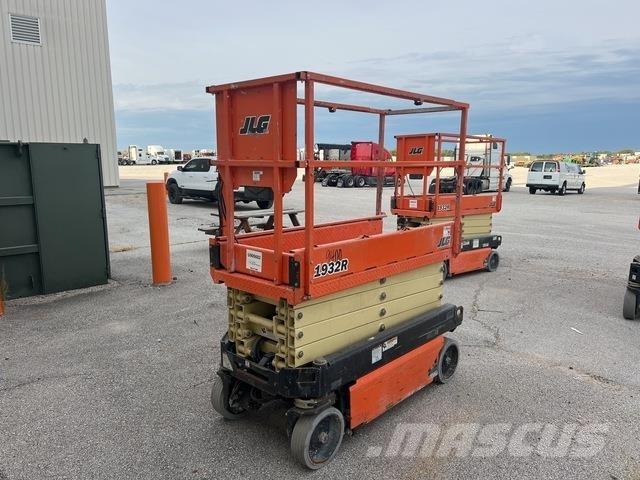 JLG 1932R Käärtõstukid