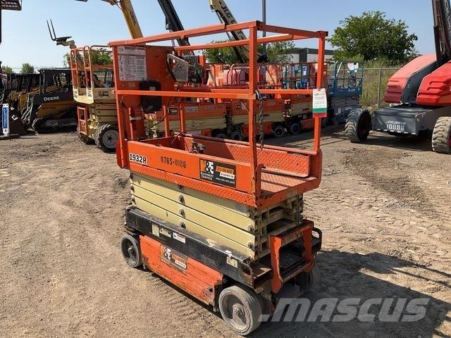 JLG 1932R Käärtõstukid