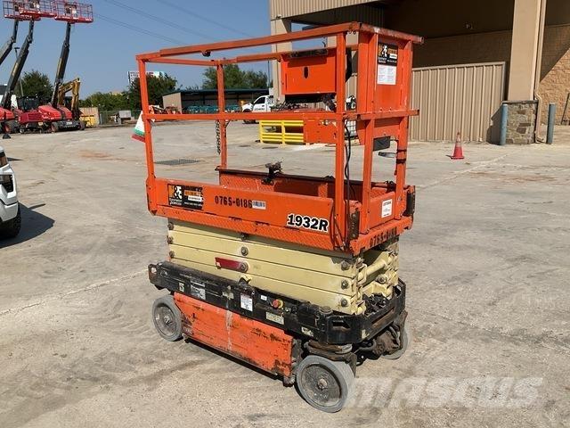 JLG 1932R Käärtõstukid
