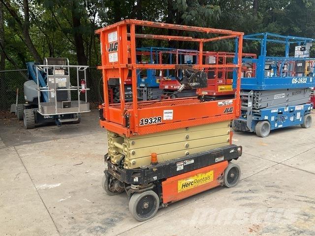 JLG 1932R Käärtõstukid