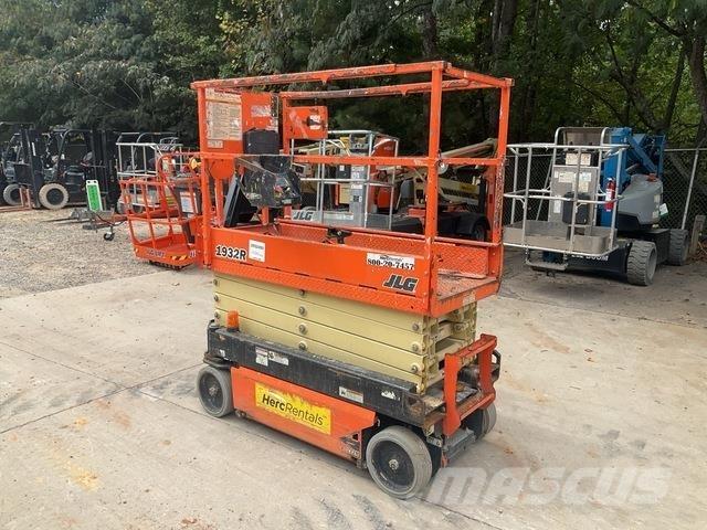 JLG 1932R Käärtõstukid