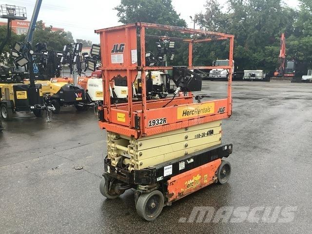 JLG 1932R Käärtõstukid