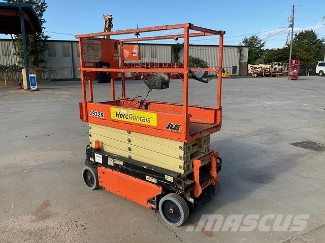 JLG 1932R Käärtõstukid
