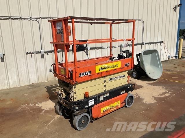 JLG 1932R Käärtõstukid