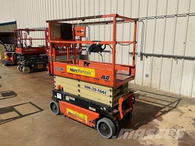 JLG 1932R Käärtõstukid