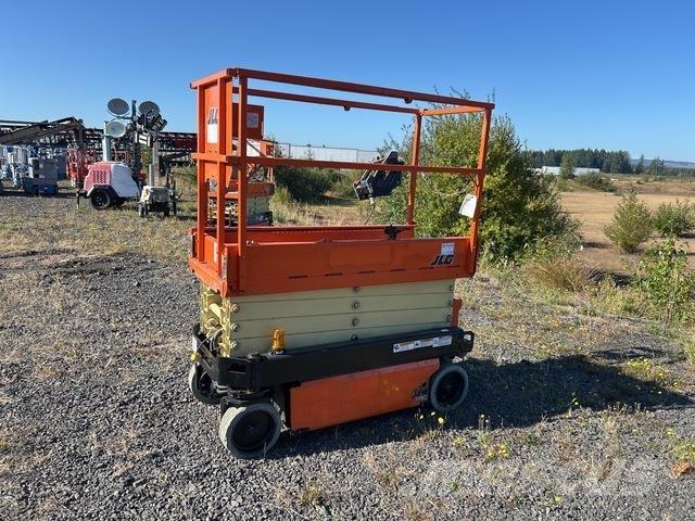 JLG 1932R Käärtõstukid